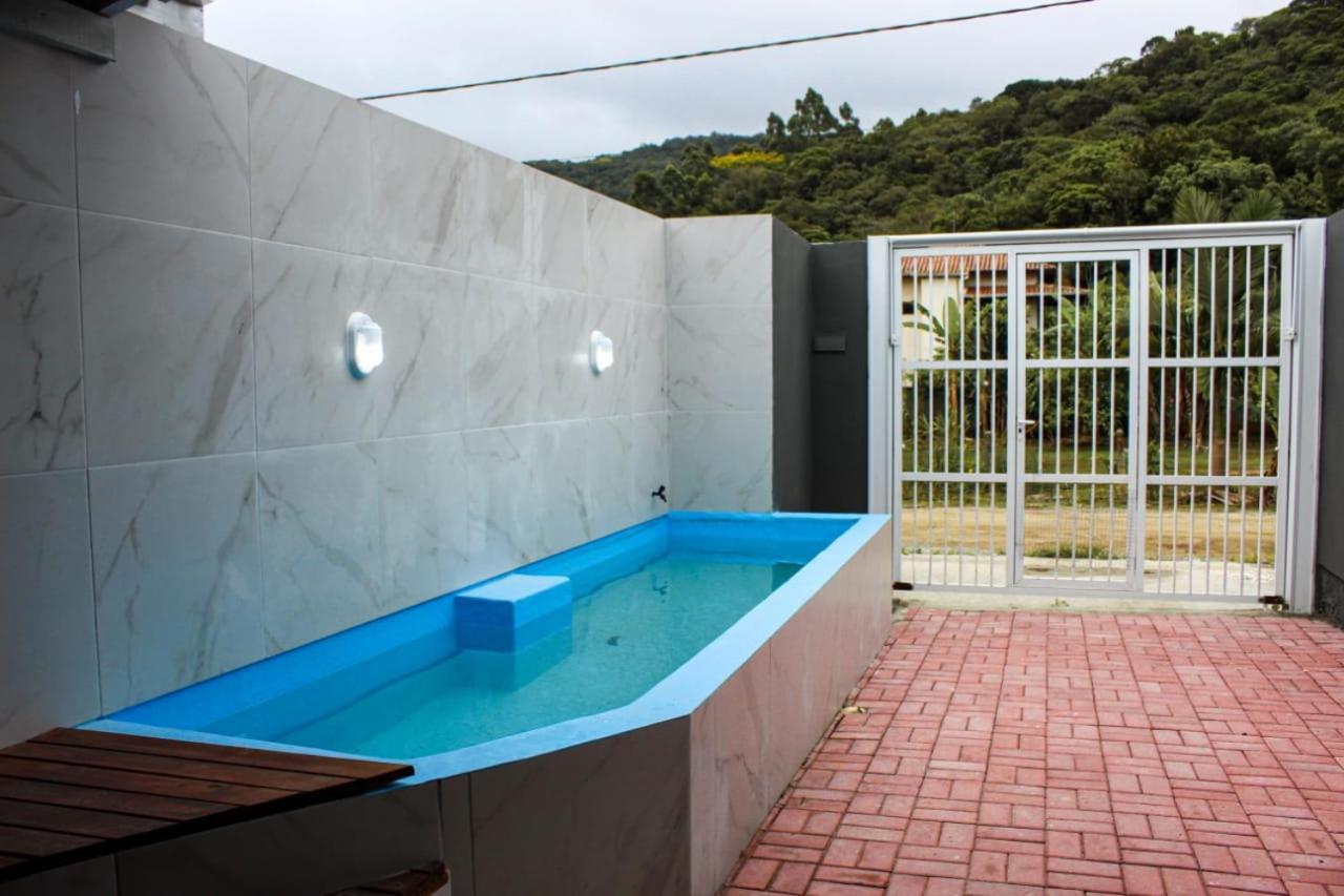 فيلا Ag - Bruno Klemtz - Casa Individual Com Piscina, Ar, Wi-Fi, Ate 16 Pessoas Bruno Klemtz ايتابيما المظهر الخارجي الصورة
